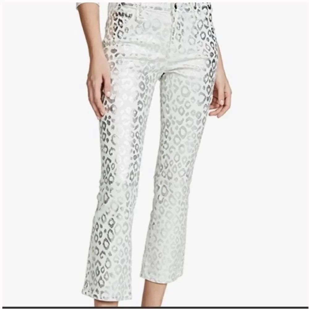 NWT J. Brand Selena Snow Leopard Mid-Rise Crop Bootcut Jeans Sz 25